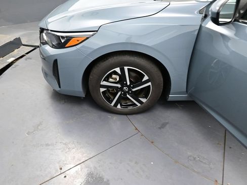 Used 2024 Nissan Sentra SV FWD image 14