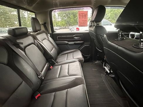 Used 2022 RAM 1500 Laramie AWD/4WD image 5