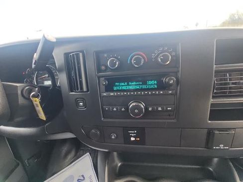Used 2025 Chevrolet Express 2500 w/ Driver Convenience Package RWD image 13