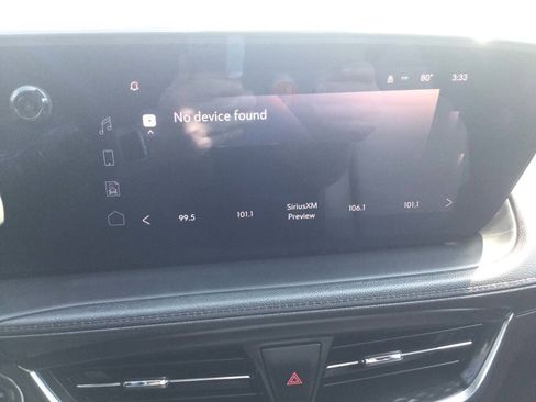 Used 2024 Buick Encore GX Sport Touring image 17