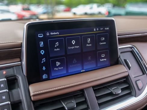 Used 2023 Chevrolet Tahoe High Country w/ Premium Package image 19