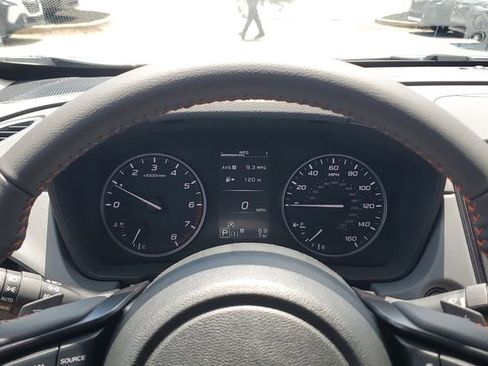 Used 2025 Subaru Crosstrek 2.5i Limited w/ Popular Package #4A image 26