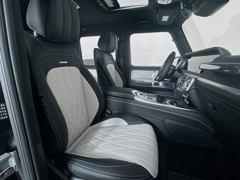 Certified 2025 Mercedes-Benz G 63 AMG 4MATIC image 7