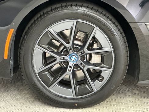 Used 2023 BMW i4 eDrive35 w/ Premium Package RWD image 12