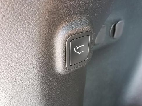 Used 2022 Jeep Cherokee Latitude Lux AWD/4WD image 10