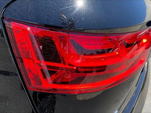 Used 2019 Audi Q7 2.0T Premium image 30