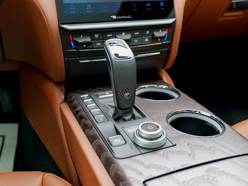 Certified 2023 Maserati Quattroporte Modena Q4 AWD/4WD image 54