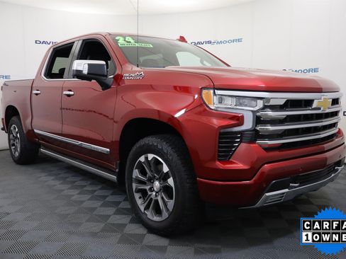 Used 2024 Chevrolet Silverado 1500 High Country w/ Technology Package AWD/4WD image 3