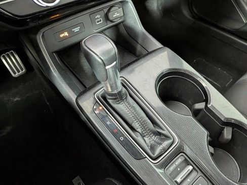 Used 2023 Honda Civic Sport image 18