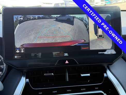 Used 2022 Toyota Venza Limited image 30