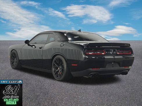 Used 2016 Dodge Challenger SRT Hellcat image 18