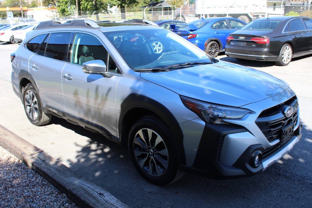 Used 2024 Subaru Outback Touring XT AWD/4WD image 5