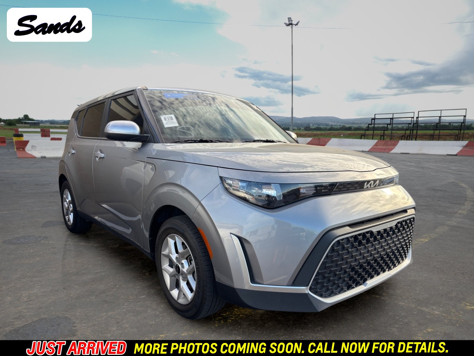 Certified 2025 Kia Soul S FWD image 1