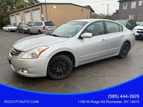 Used 2012 Nissan Altima 2.5 S image 1