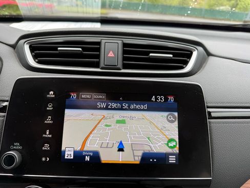 Used 2020 Honda CR-V Touring image 14