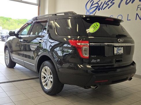 Used 2014 Ford Explorer XLT w/ Equipment Group 202A AWD/4WD image 12