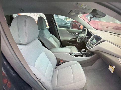 Used 2022 Chevrolet Malibu LS w/ Driver Confidence Package II FWD image 5