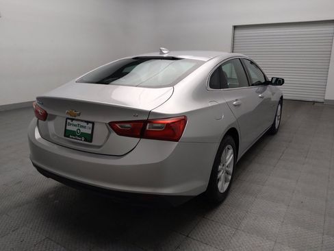Used 2018 Chevrolet Malibu LT FWD image 9
