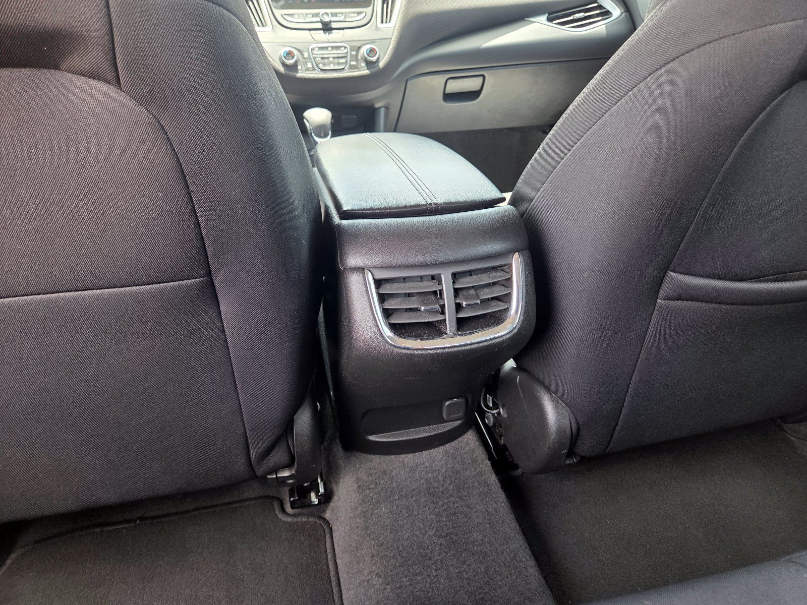 Used 2024 Chevrolet Malibu LT FWD image 20