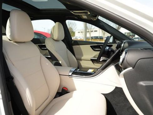 Used 2026 Mercedes-Benz C 300 4MATIC Sedan image 36