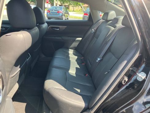 Used 2014 Nissan Altima 2.5 SL w/ Moonroof Package FWD image 12