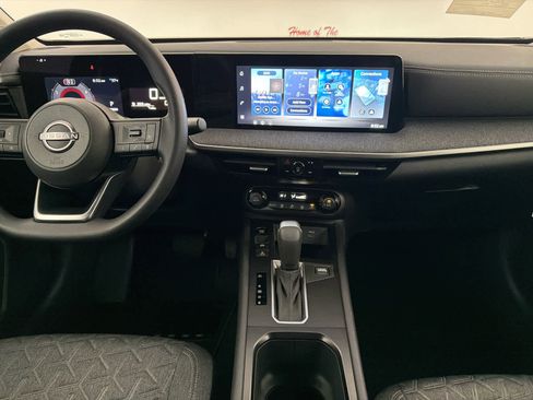 New 2026 Nissan Kicks SV image 18