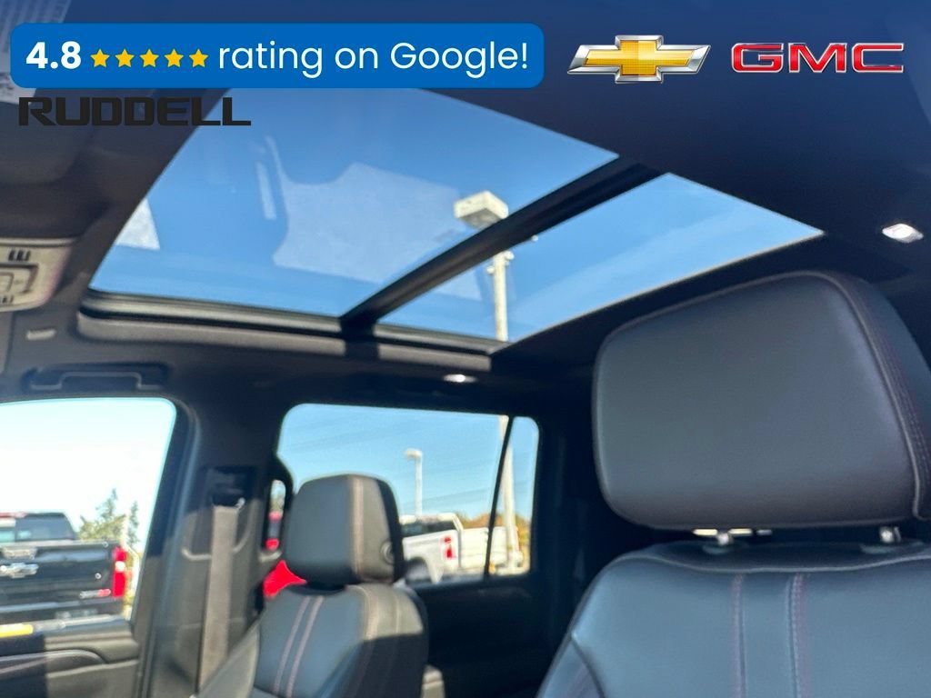 Used 2024 Chevrolet Suburban RST w/ Luxury Package AWD/4WD image 39