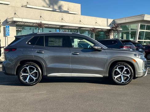 New 2026 Volkswagen Tiguan SE image 4