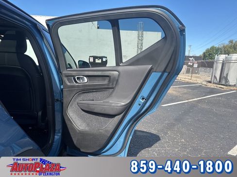 Used 2023 Volvo XC40 Recharge Ultimate image 58