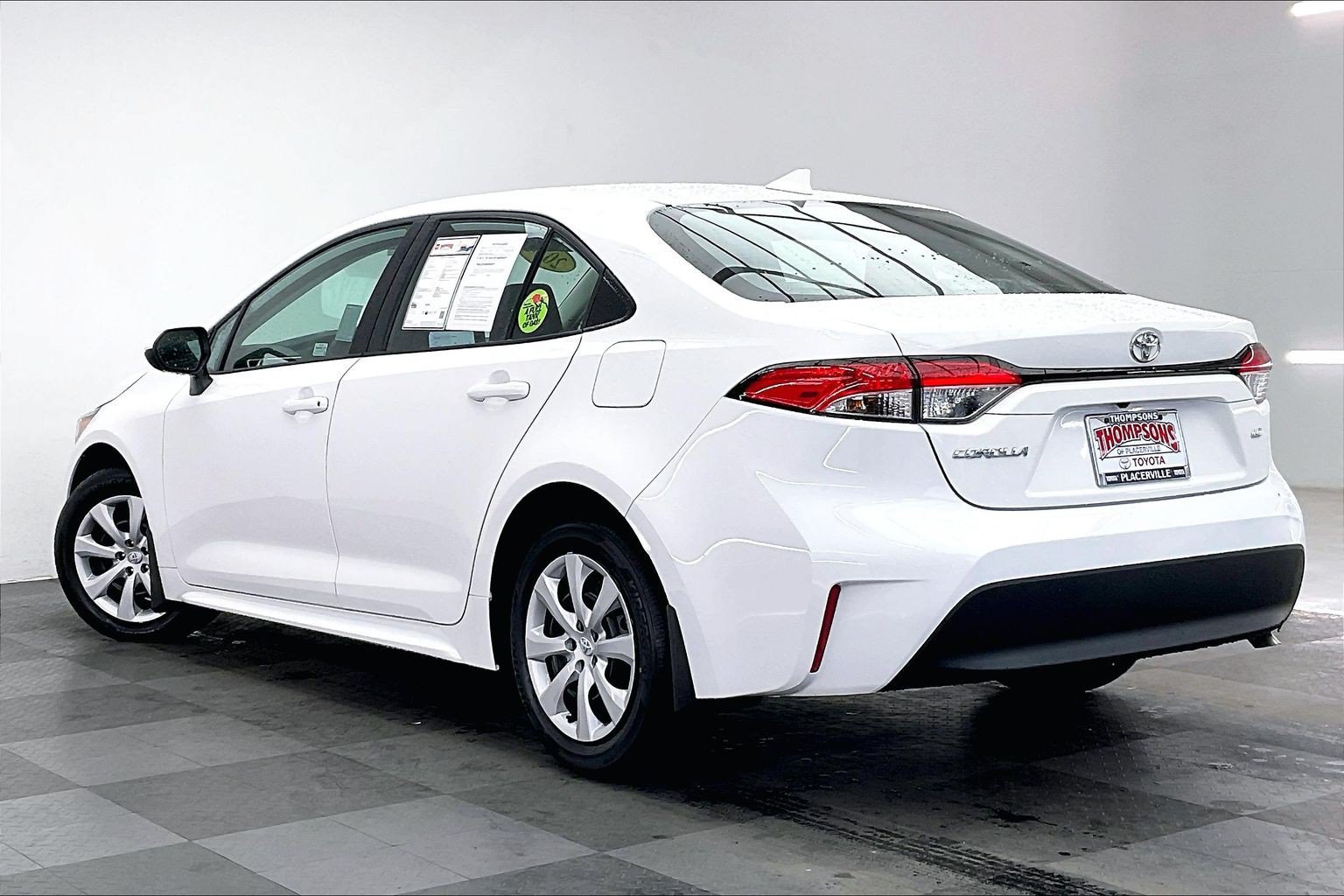 Used 2024 Toyota Corolla LE FWD image 9