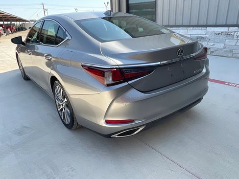 Used 2019 Lexus ES 350 w/ Accessory Package 2 FWD image 6