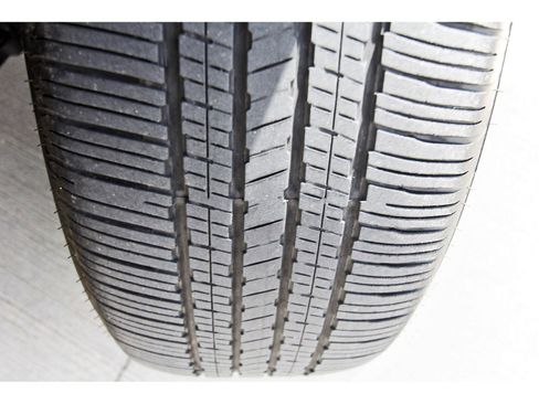 Used 2023 Nissan Rogue SV w/ SV Premium B Package image 31