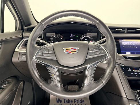Used 2022 Cadillac XT5 Luxury AWD/4WD image 15