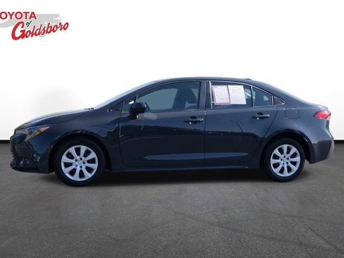 Used 2024 Toyota Corolla LE image 9