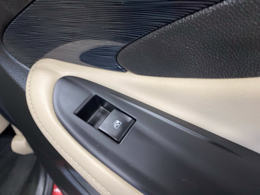 Used 2018 Buick Envision Essence AWD/4WD image 24