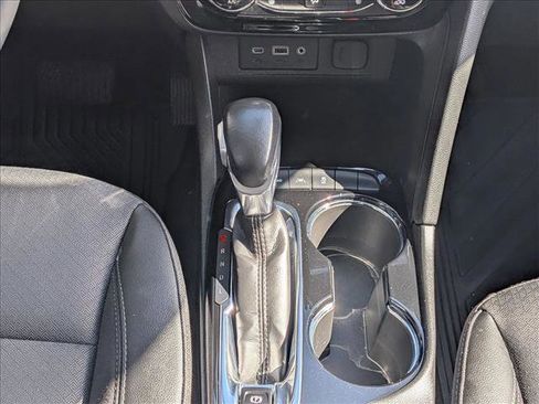 Used 2022 Buick Encore GX Select w/ Experience Buick Package image 12