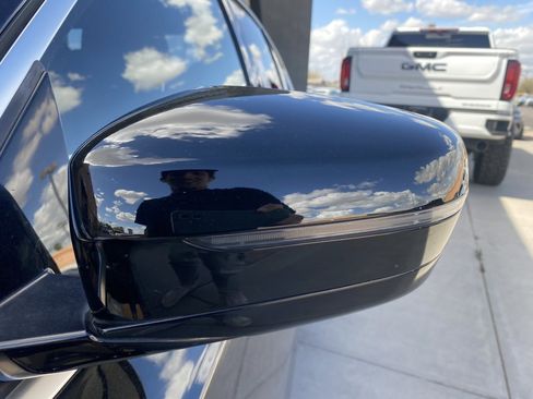 Used 2021 BMW 330e 330e w/ Convenience Package image 10