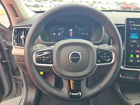 Used 2026 Volvo XC90 B6 Plus AWD/4WD image 6