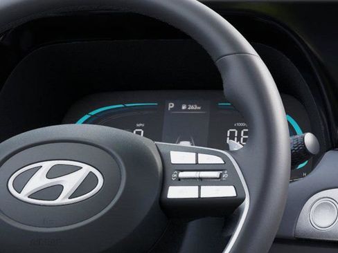 Certified 2025 Hyundai Palisade SEL image 14