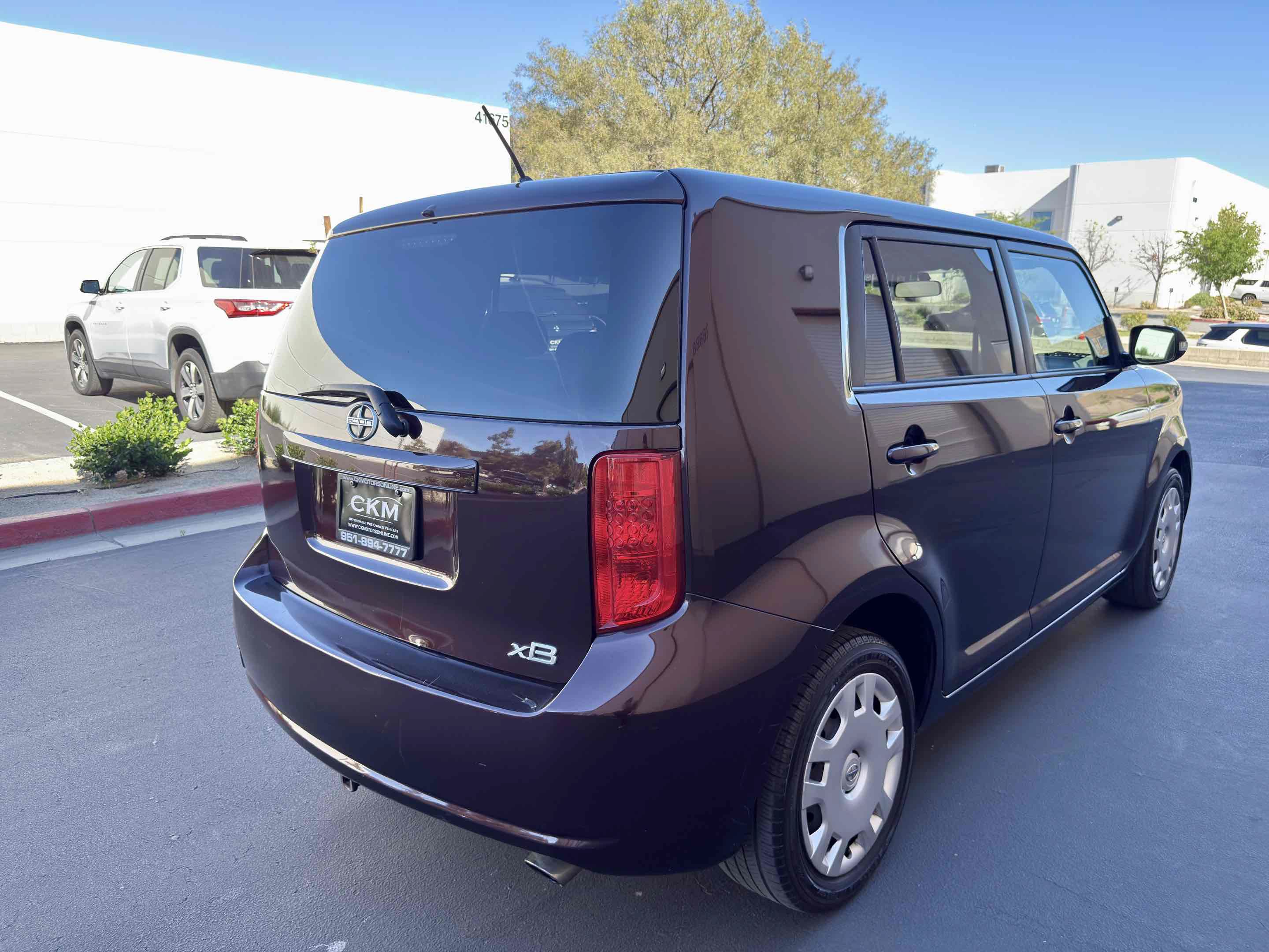 Used 2008 Scion xB FWD image 9