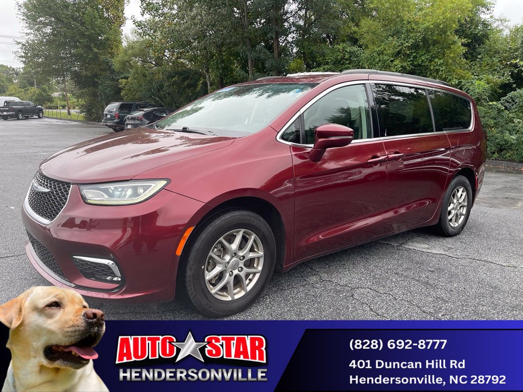 Used 2021 Chrysler Pacifica Touring FWD image 4
