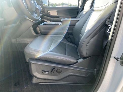 New 2025 Ford Expedition Max Active image 11