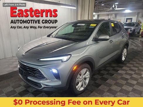 Used 2024 Buick Encore GX Preferred FWD image 1