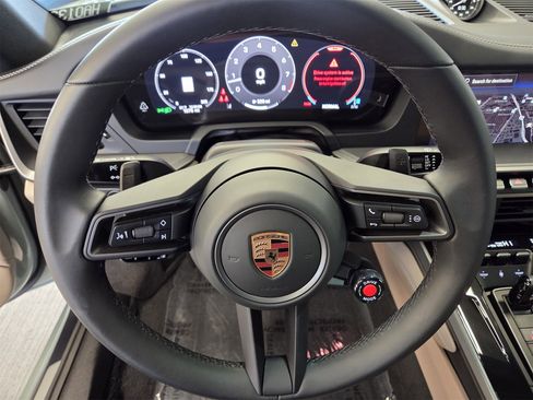 Certified 2025 Porsche 911 Carrera image 14