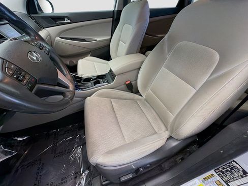 Used 2017 Hyundai Tucson Sport w/ Cargo Package AWD/4WD image 11