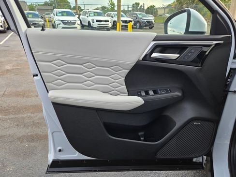 Used 2025 Mitsubishi Outlander SEL FWD image 22