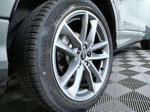 Used 2022 Audi Q3 2.0T Premium AWD/4WD image 9