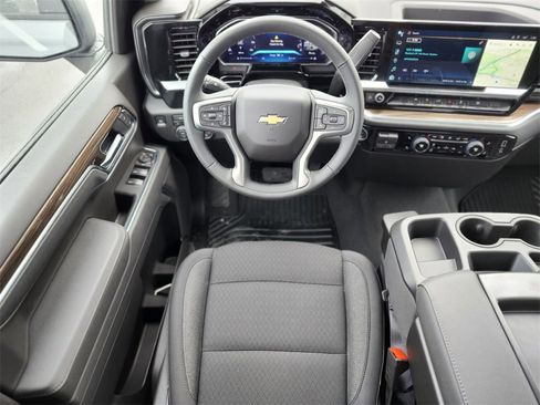 New 2026 Chevrolet Silverado 1500 LT image 11