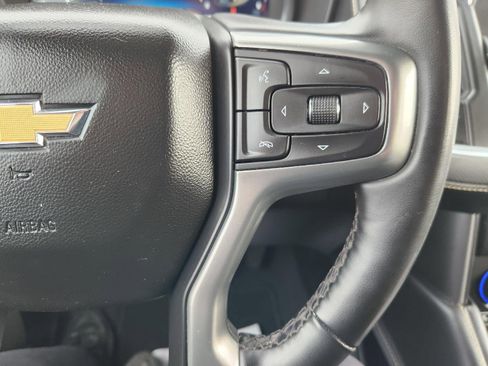 Used 2024 Chevrolet Suburban Premier image 24