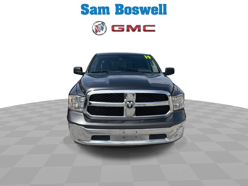 Used 2019 RAM 1500 Classic SLT AWD/4WD image 4
